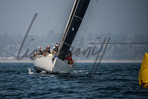 053125 CYC CRW-162