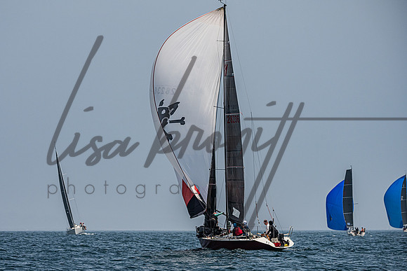 053125 CYC CRW-107