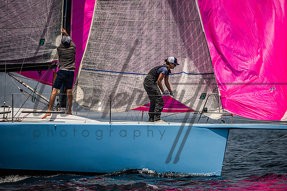 053125 CYC CRW-141