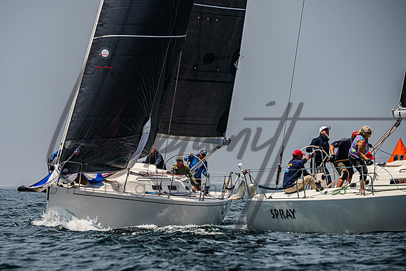053125 CYC CRW-122