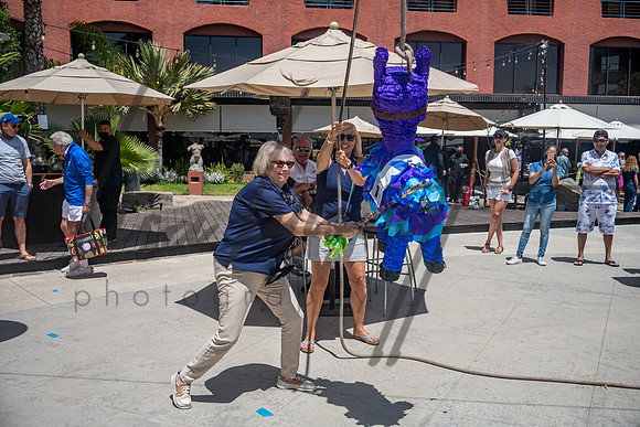 042422 N2E Patio Party-16